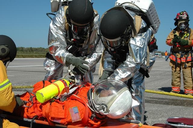 NASA image: KSC-06pd0493