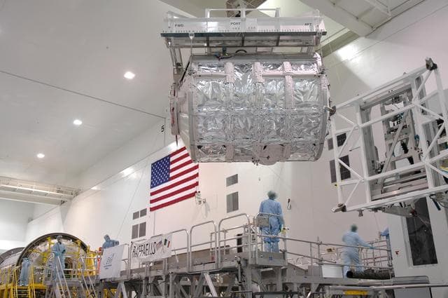 NASA image: KSC-06pd0522
