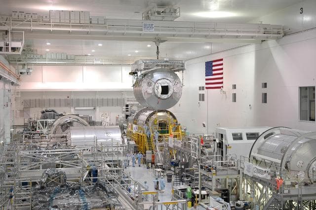 NASA image: KSC-06pd0523