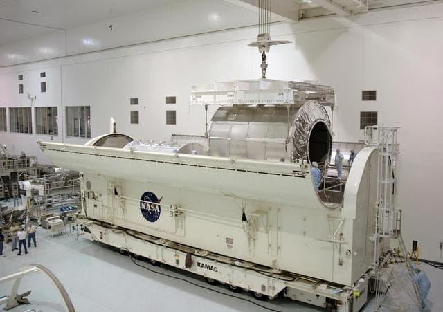 NASA image: KSC-06pd0532