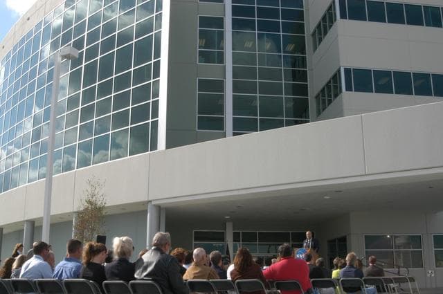 NASA image: KSC-06pd0546