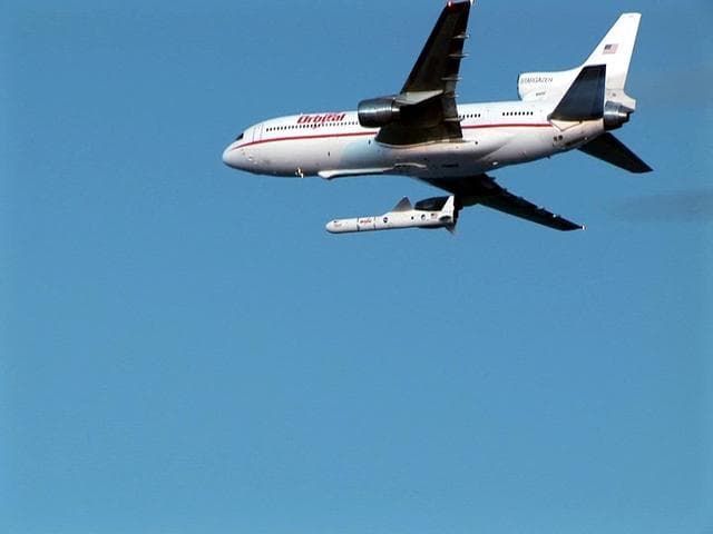 NASA image: KSC-06pd0552