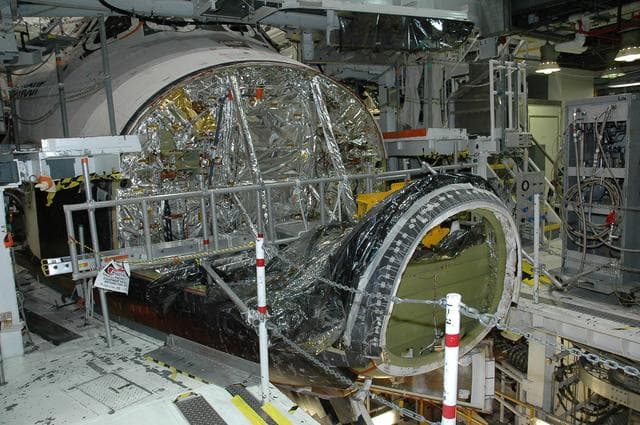 NASA image: KSC-06pd0573