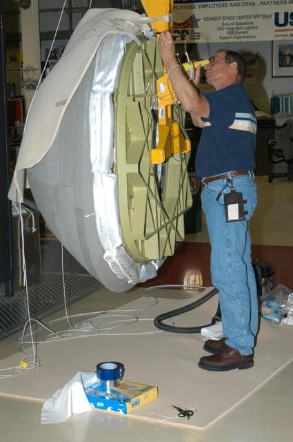 NASA image: KSC-06pd0577