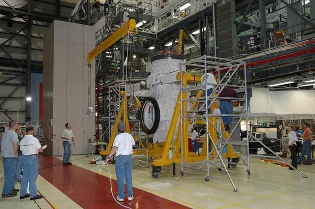 NASA image: KSC-06pd0582