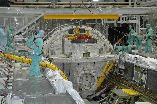 NASA image: KSC-06pd0587
