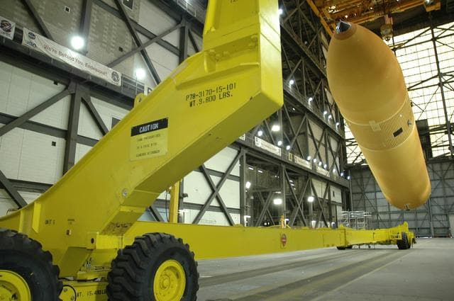 NASA image: KSC-06pd0604