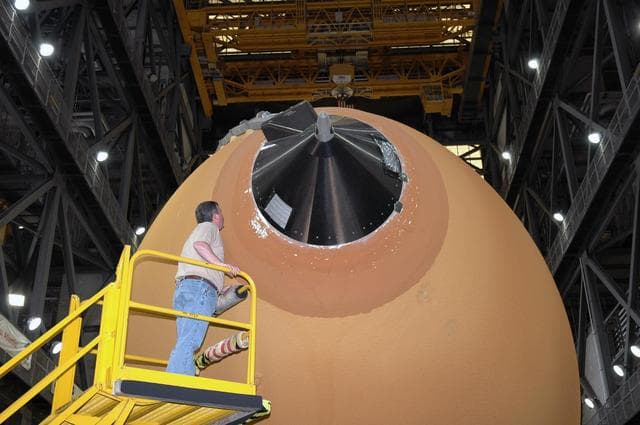 NASA image: KSC-06pd0613
