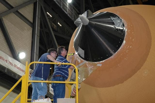 NASA image: KSC-06pd0615