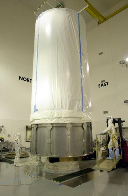 NASA image: KSC-06pd0666