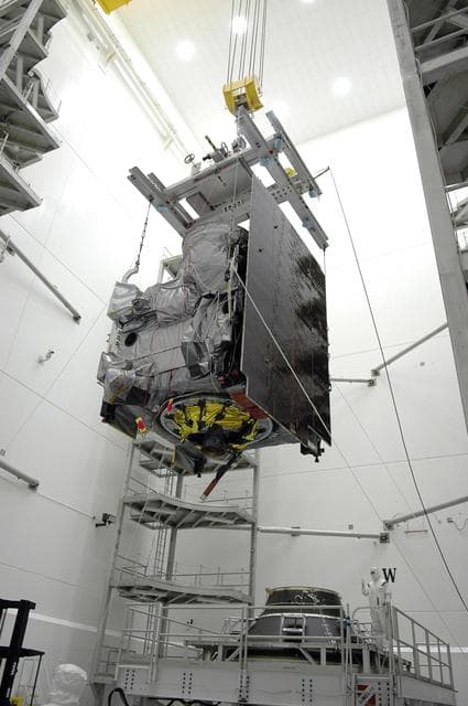 NASA image: KSC-06pd0691