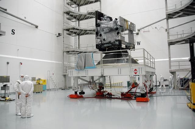 NASA image: KSC-06pd0705