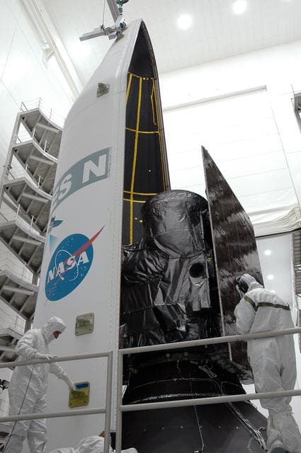 NASA image: KSC-06pd0709