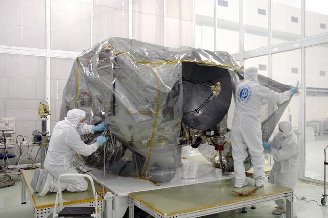 NASA image: KSC-06pd0777