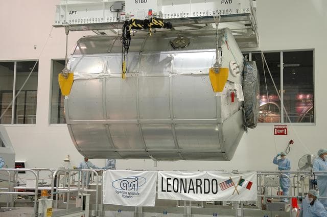 NASA image: KSC-06pd0807