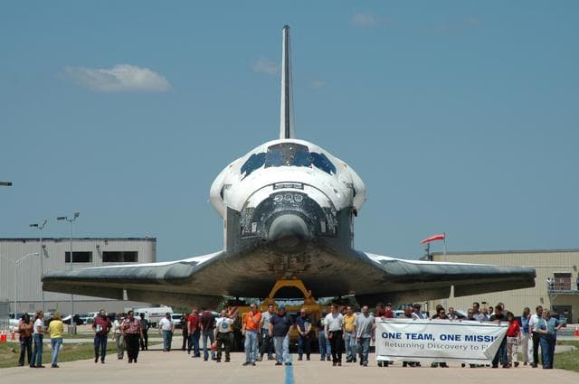 NASA image: KSC-06pd0817