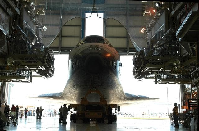 NASA image: KSC-06pd0822