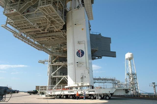 NASA image: KSC-06pd0854