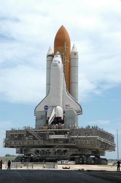 NASA image: KSC-06pd0865