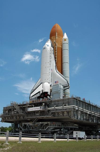 NASA image: KSC-06pd0877