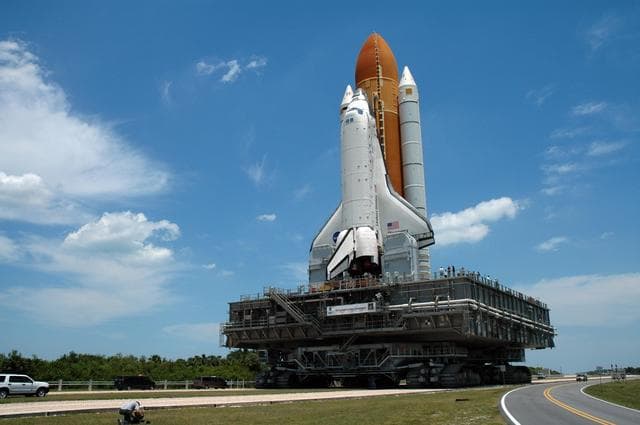 NASA image: KSC-06pd0878