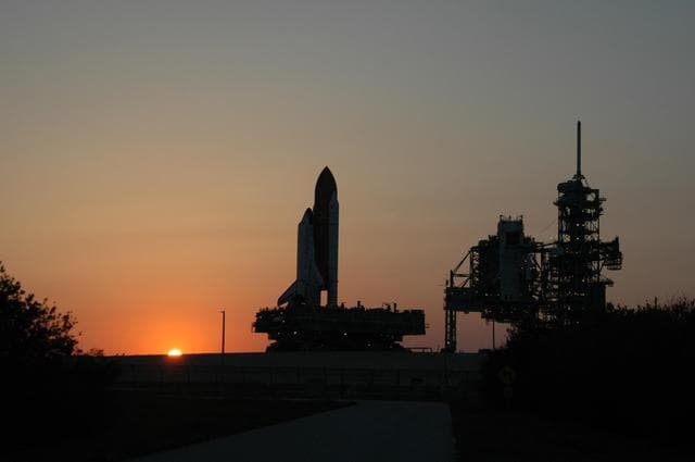 NASA image: KSC-06pd0902