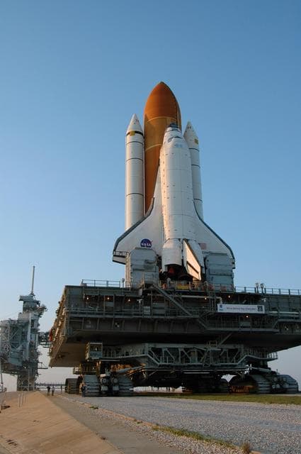 NASA image: KSC-06pd0905