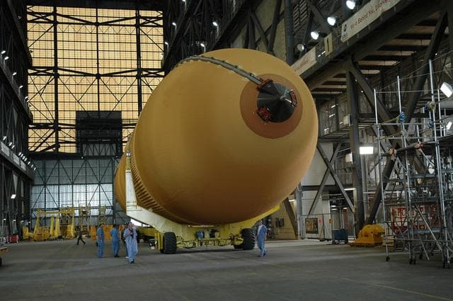 NASA image: KSC-06pd0914