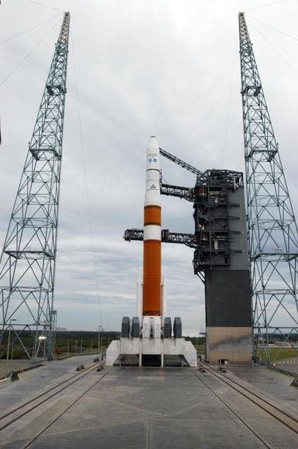 NASA image: KSC-06pd0933
