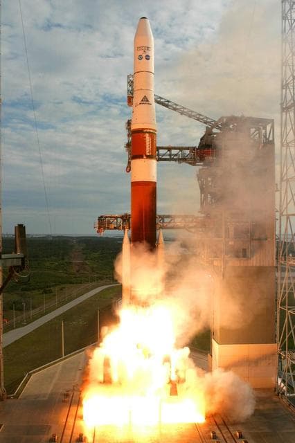 NASA image: KSC-06pd0944