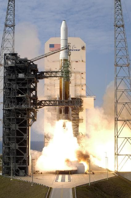 NASA image: KSC-06pd0946