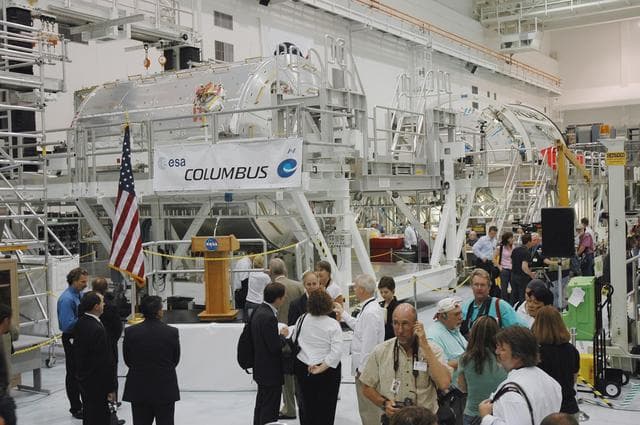 NASA image: KSC-06pd0978