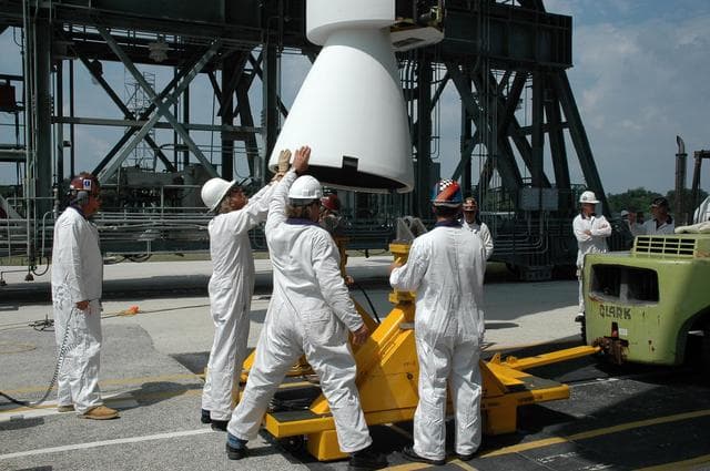 NASA image: KSC-06pd1002