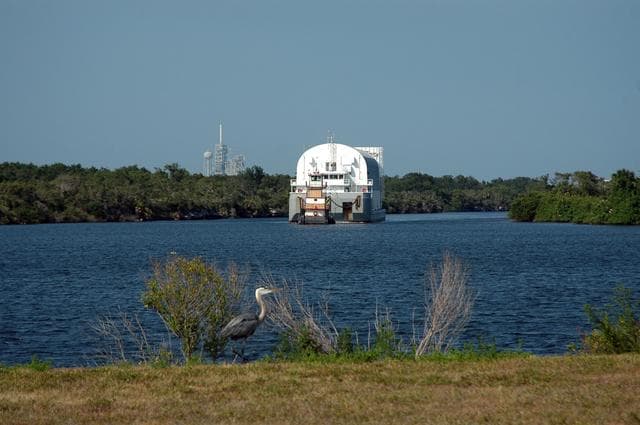 NASA image: KSC-06pd1017