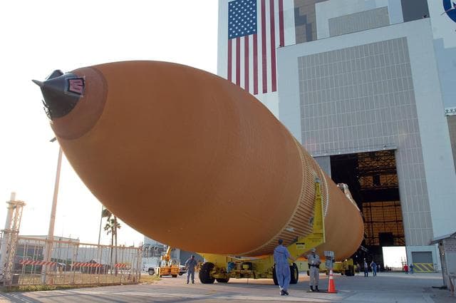 NASA image: KSC-06pd1026