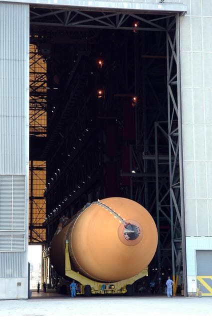 NASA image: KSC-06pd1027