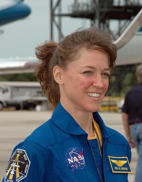 NASA image: KSC-06pd1043