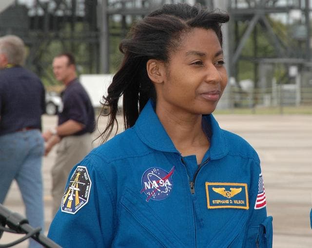 NASA image: KSC-06pd1044