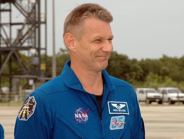 NASA image: KSC-06pd1045