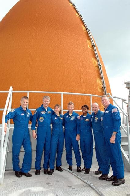 NASA image: KSC-06pd1065