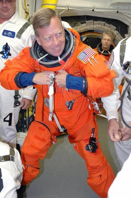 NASA image: KSC-06pd1084