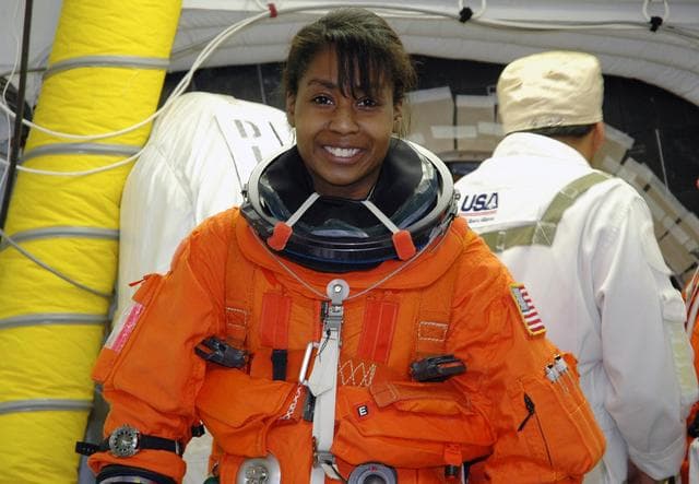NASA image: KSC-06pd1086