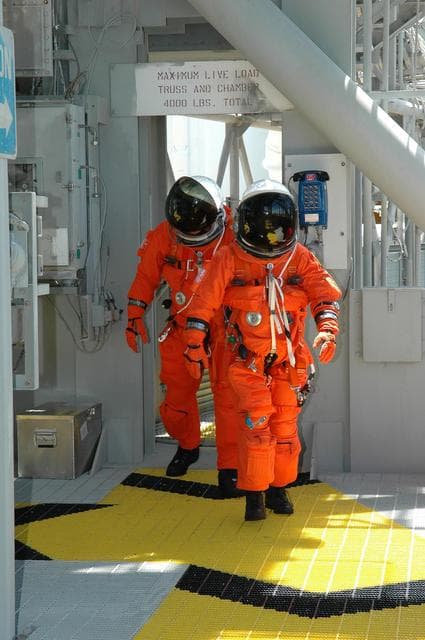 NASA image: KSC-06pd1094