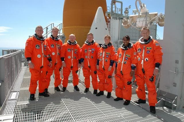 NASA image: KSC-06pd1101