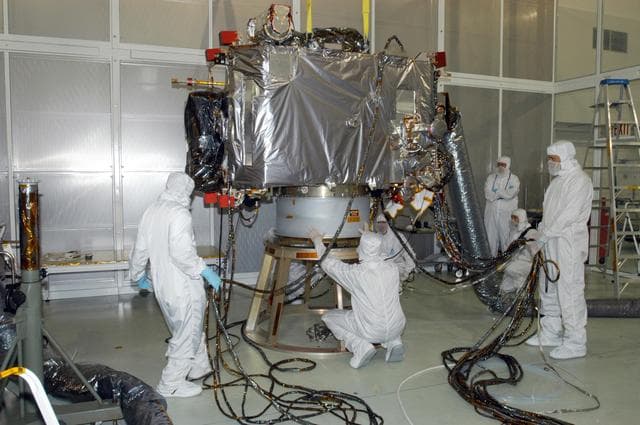 NASA image: KSC-06pd1130
