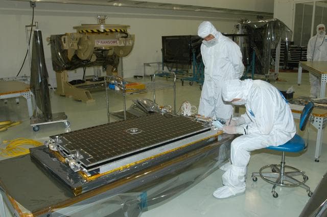 NASA image: KSC-06pd1133