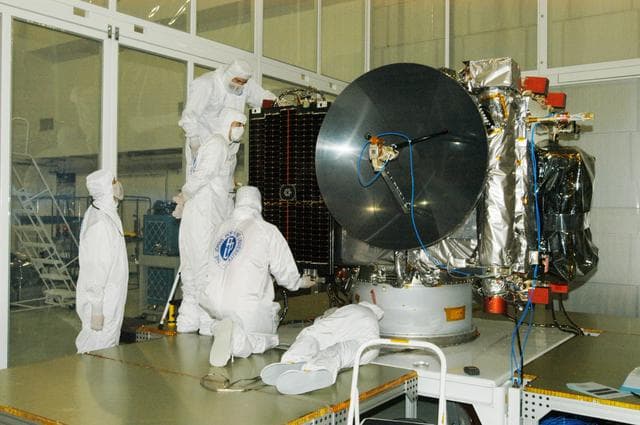 NASA image: KSC-06pd1137