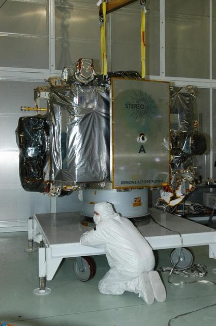 NASA image: KSC-06pd1154
