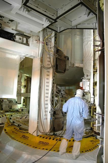 NASA image: KSC-06pd1160