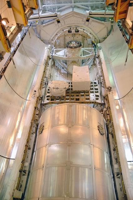 NASA image: KSC-06pd1163